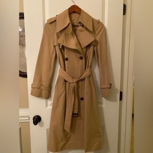 Etienne Aigner raincoat